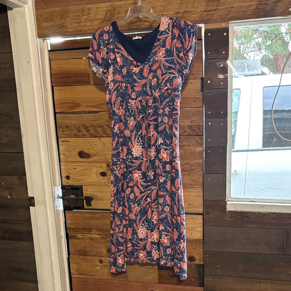 Floral V-Neck Midi Dress in Navy and Coral